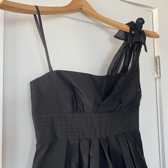 BCBG MAXAZRIA 2P Black Cocktail Dress - Picture 3 of 5